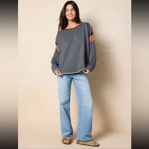 Natural Life Gray Oversized Embroidered Trim Knit Pullover – Sz S/M